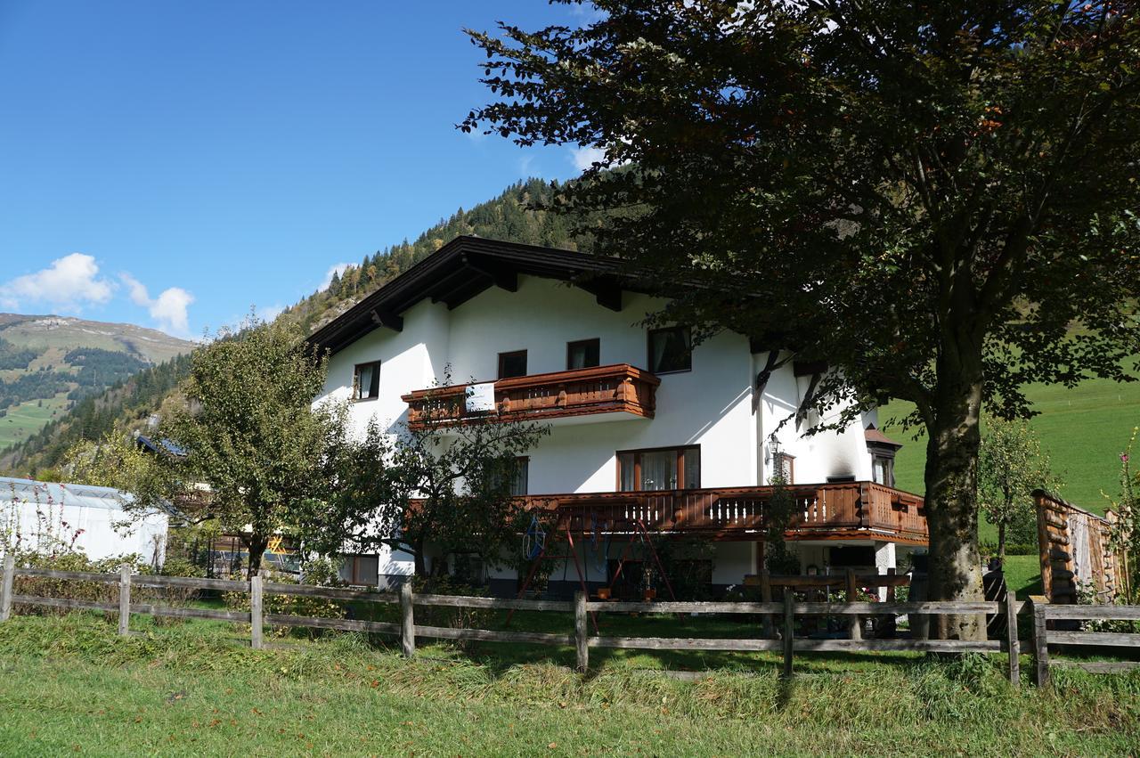 Fruehstueckpension Larson Бад Хофгаштайн Экстерьер фото